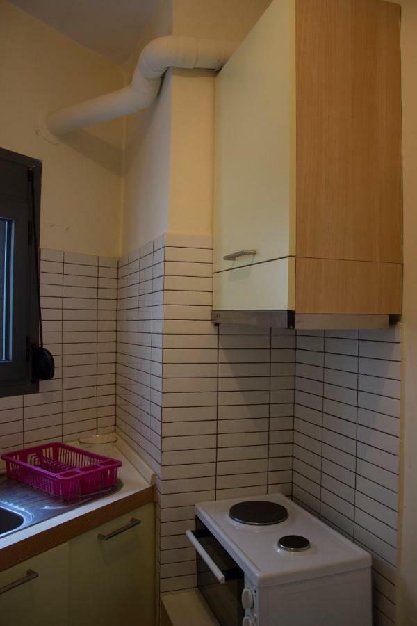 Cute Apartment In The Center Of The City Larissa Exterior photo
