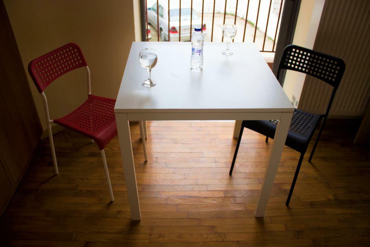 Cute Apartment In The Center Of The City Larissa Exterior photo